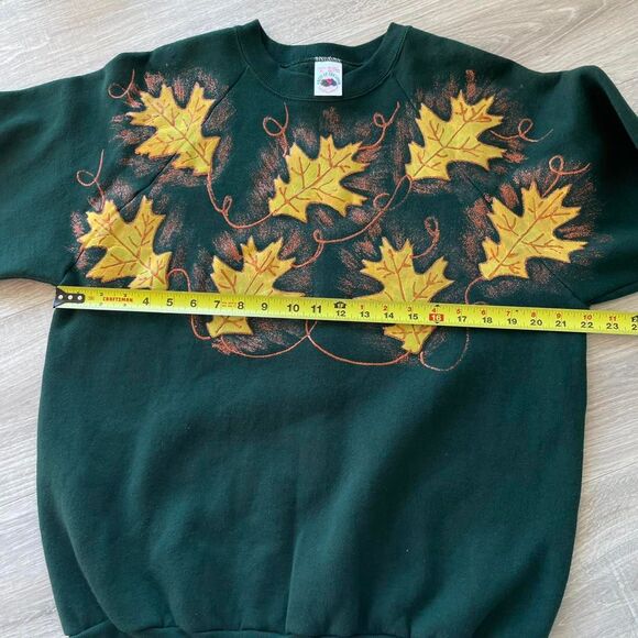 Vintage Granny Autumn Leaf Sweatshirt Glitter Retro Grandma Fall Whimsy 90s 80s - Picture 8 of 8